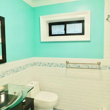 Beautiful High-end Two-bedroom *