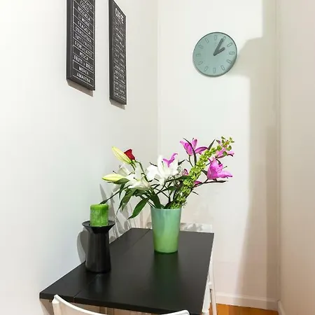 Green Flat With Patio In Artistic Best Bushwick * New York
