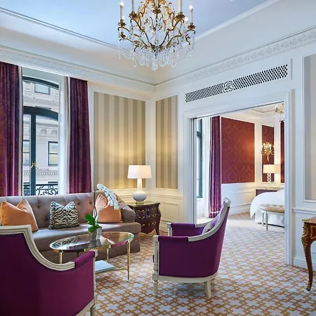 5th & 55th Club Hotel New York