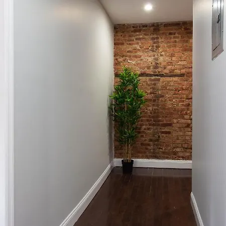 Private Bedroom In City *