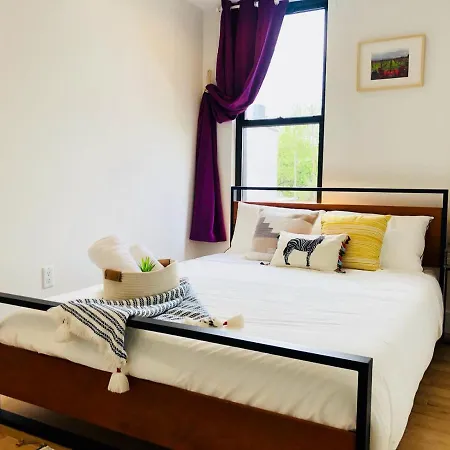 Modern And Newly Renovated 3 Bedroom In Greenpoint New York