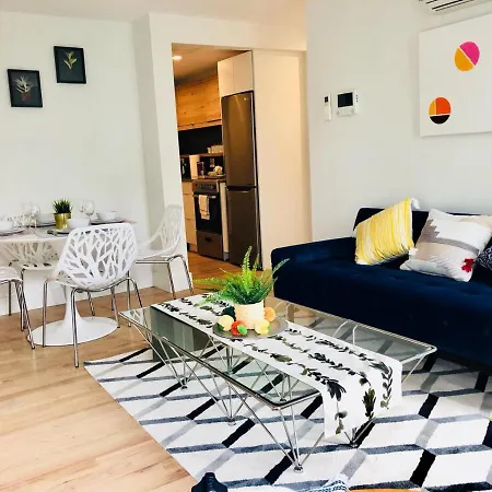 Modern And Newly Renovated 3 Bedroom In Greenpoint Apartment *