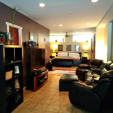 Amazing Open Floor Garden Studio Apartment *