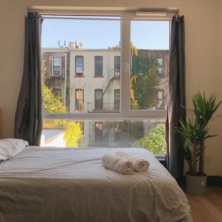 Homestay Sunny Private Bedroom Brooklyn