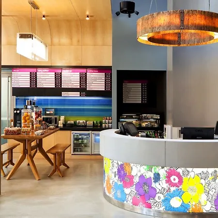 Hotel Aloft By Marriott New York Brooklyn