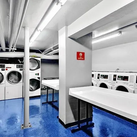 Apartment Luxury - 3 Stops To 