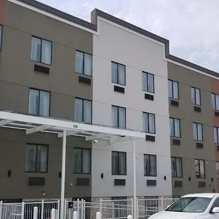 Western Far Rockaway/jfk Airport Area 3*