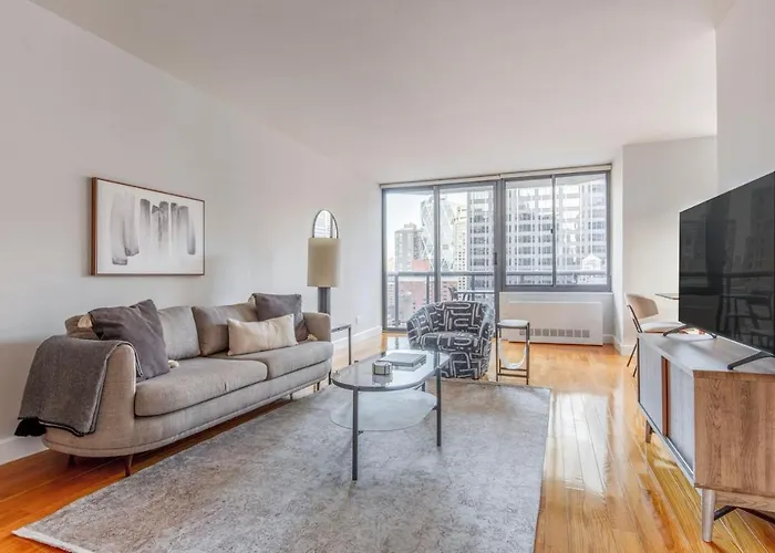 Midtown 2Br W Doorman Nr Theater District Nyc-1349