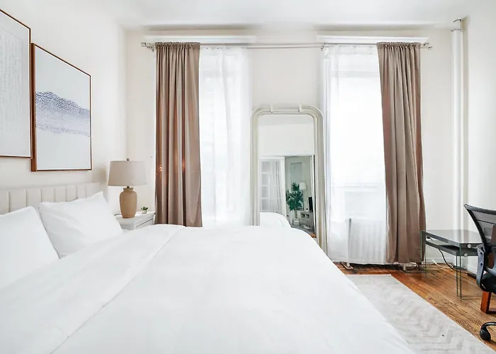 211-3 Prime Union Square Large 1Br Great Value