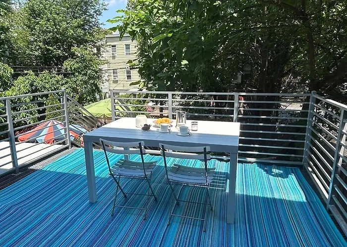 Serene Brooklyn Escape Near Cafes & Park, Sleeps 5