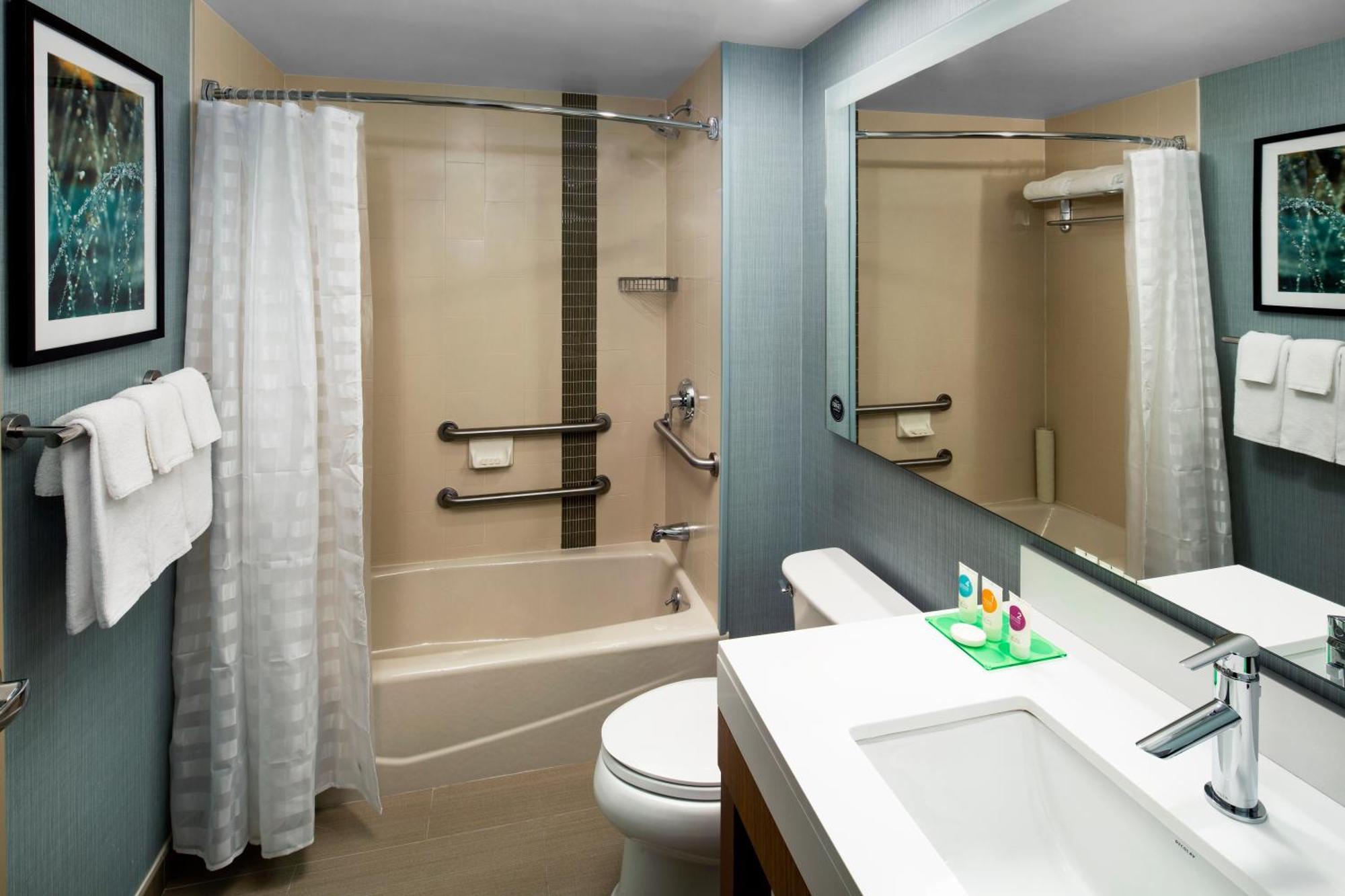 Hotel Hyatt Place Long Island 3*