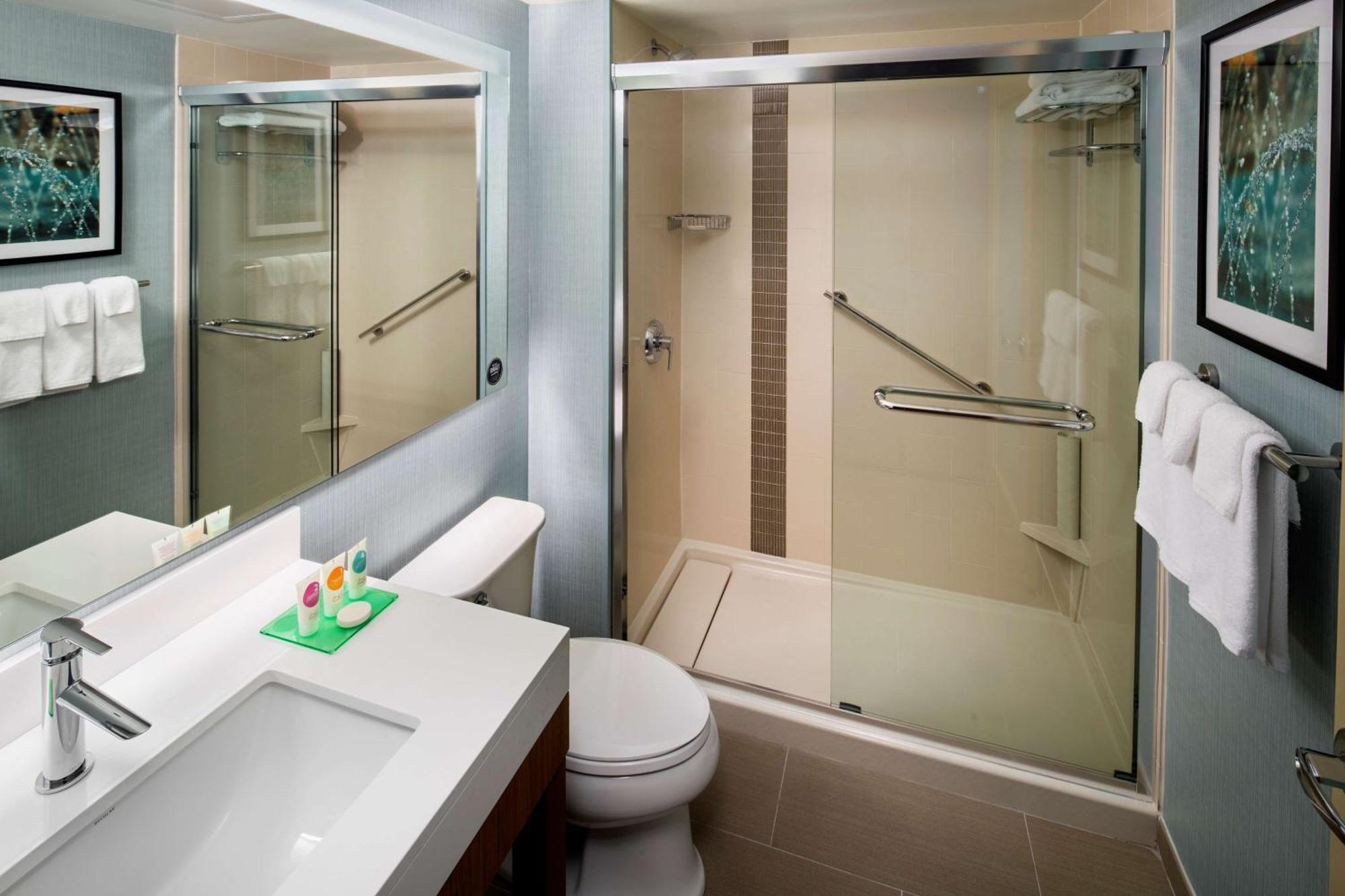 Hyatt Place Long Island Hotel New York