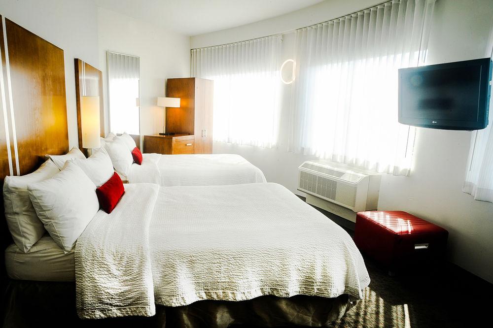 Hotel Fairfield & By Marriott Brooklyn New York