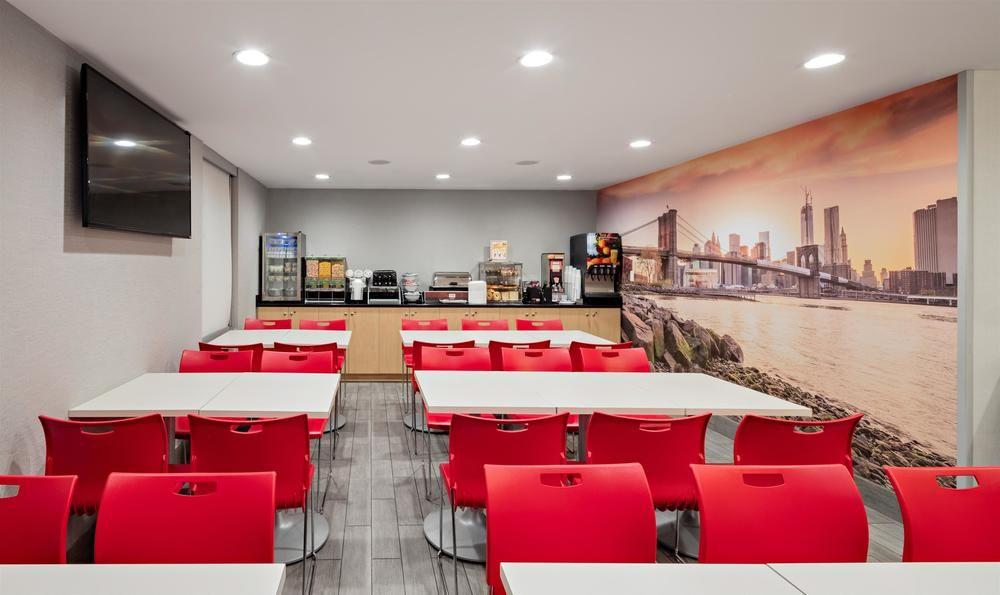 Hotel Red Lion And Brooklyn