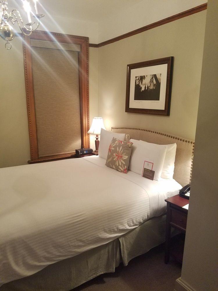 Hotel Wales 3*