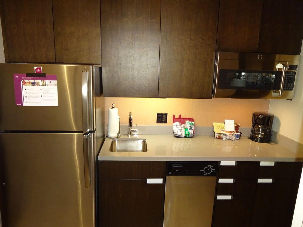 By Marriott Downtown Manhattan/world Trade Center Area Hotel New York