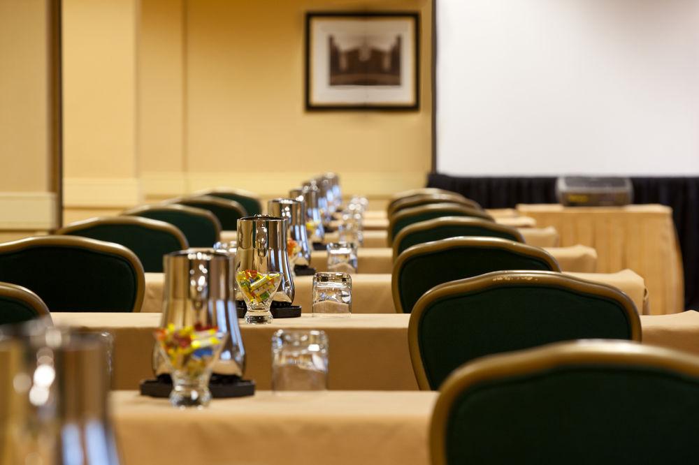 Laguardia Airport Marriott Hotel