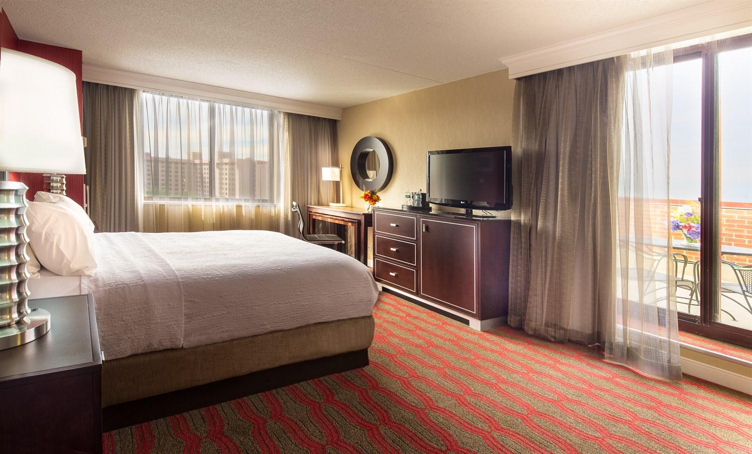 Doubletree By Hilton New York-laguardia Hotel 3*