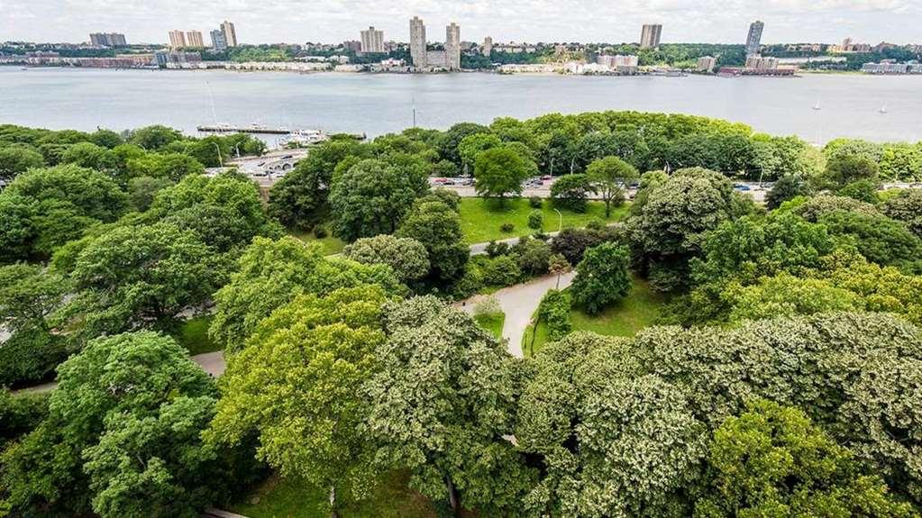 Riverside Tower Hotel