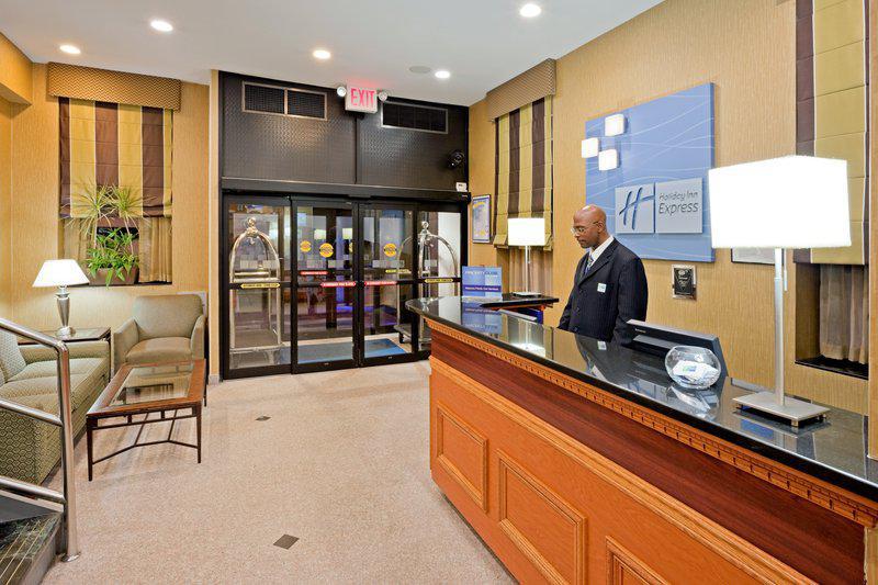 Red Lion And Brooklyn Hotel