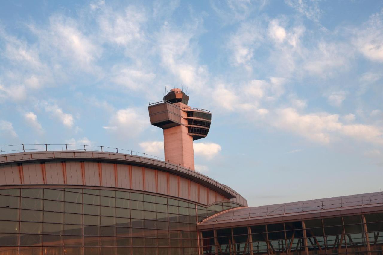 Express Kennedy Airport, An Ihg Hotel New York