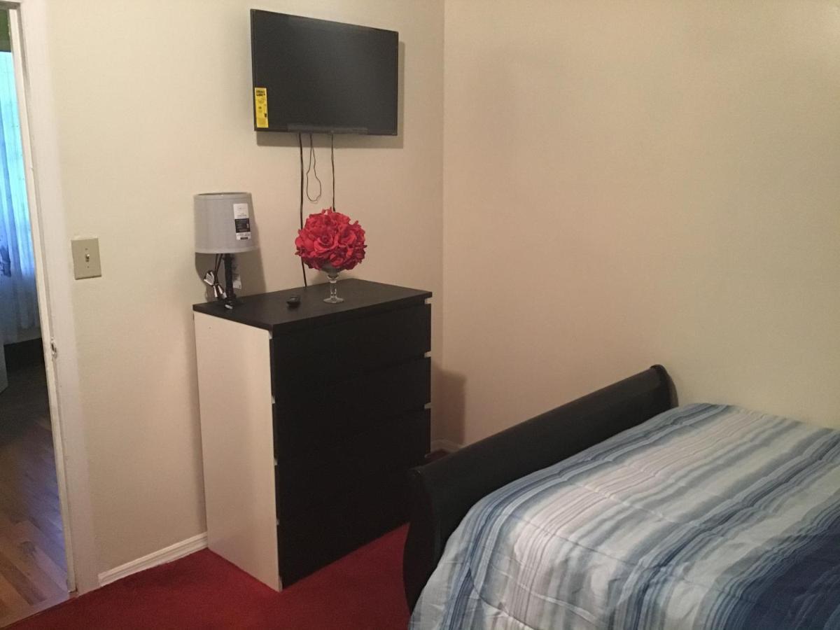 5 Min. From Jfk * New York