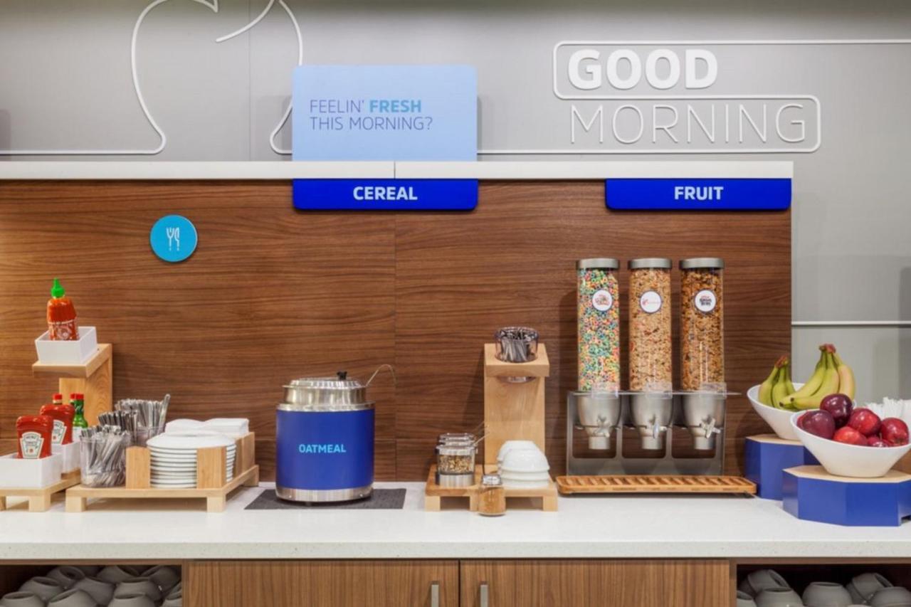 Express & Woodside Laguardia Airport Hotel 3*