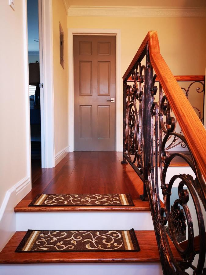 Luxury Hotel-style In Queens, *