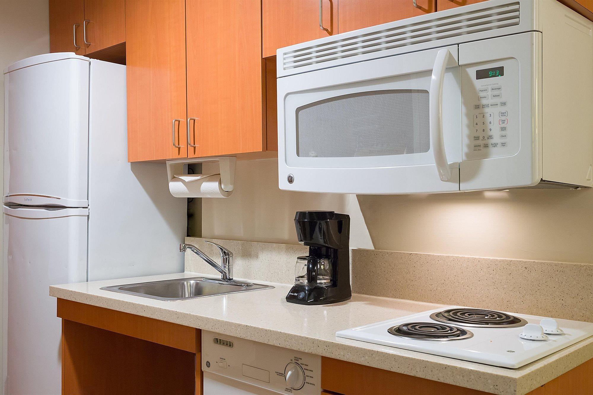 Candlewood Nyc -times Square By Ihg Hotel 3*