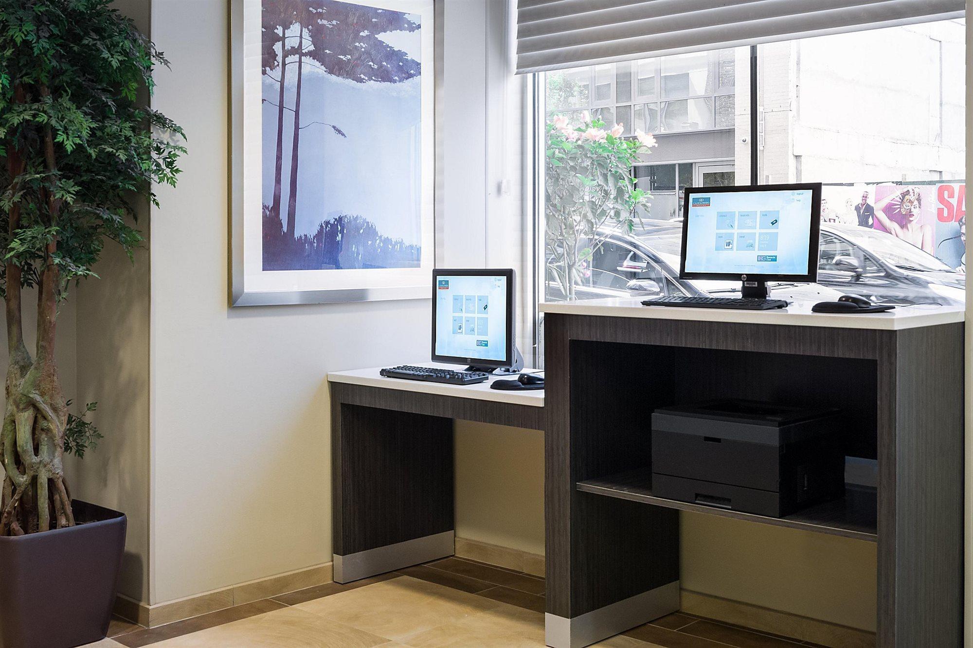 Candlewood Nyc -times Square By Ihg Hotel