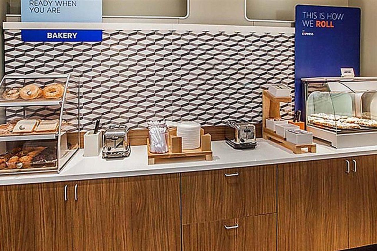 Express - Street By Ihg Hotel 3*