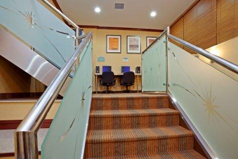 Express Laguardia Airport, An Ihg Hotel New York