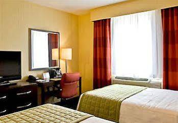 Hotel Fairfield & By Marriott Long Island City/manhattan View 3*
