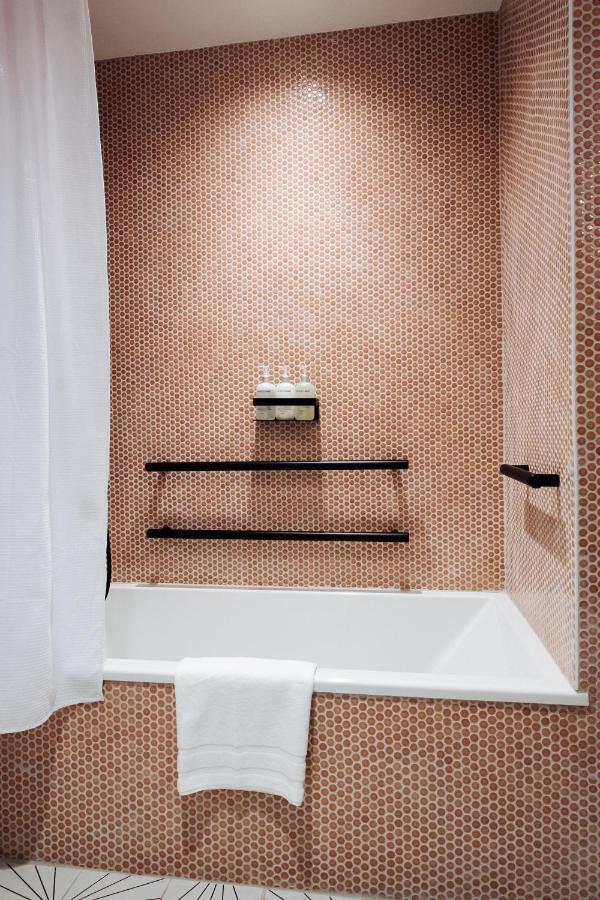 The Rockaway 4* New York