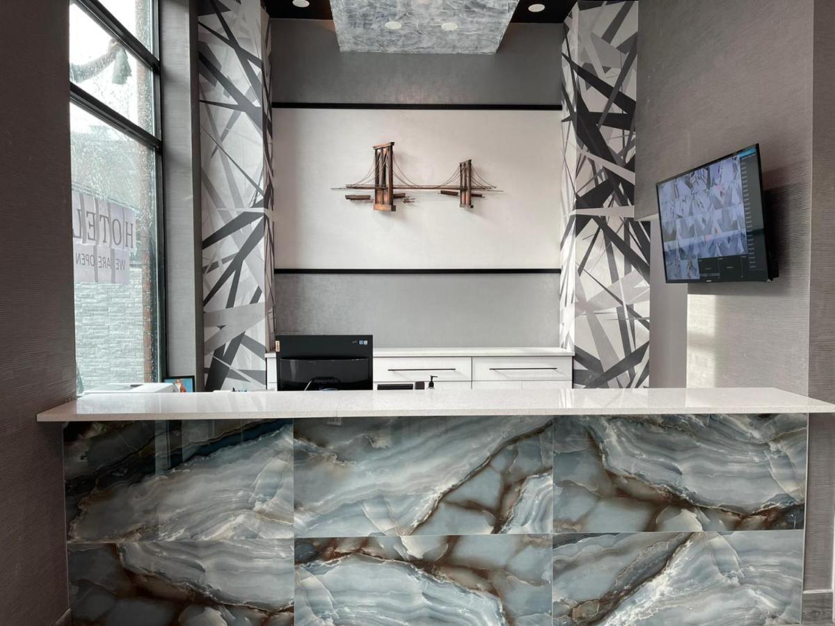 Casa Blanca Brooklyn Downtown 3*