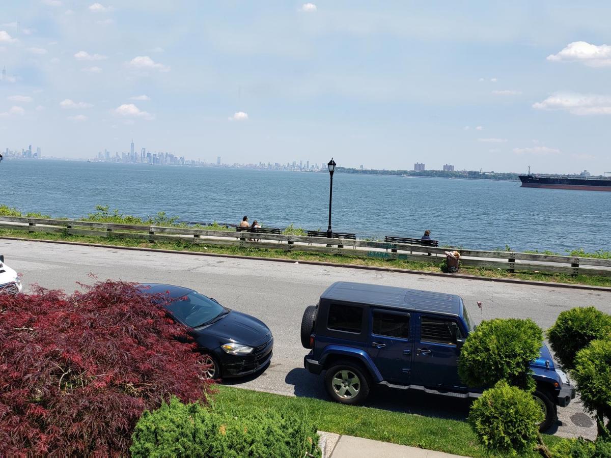 Bed & Breakfast Harbor House