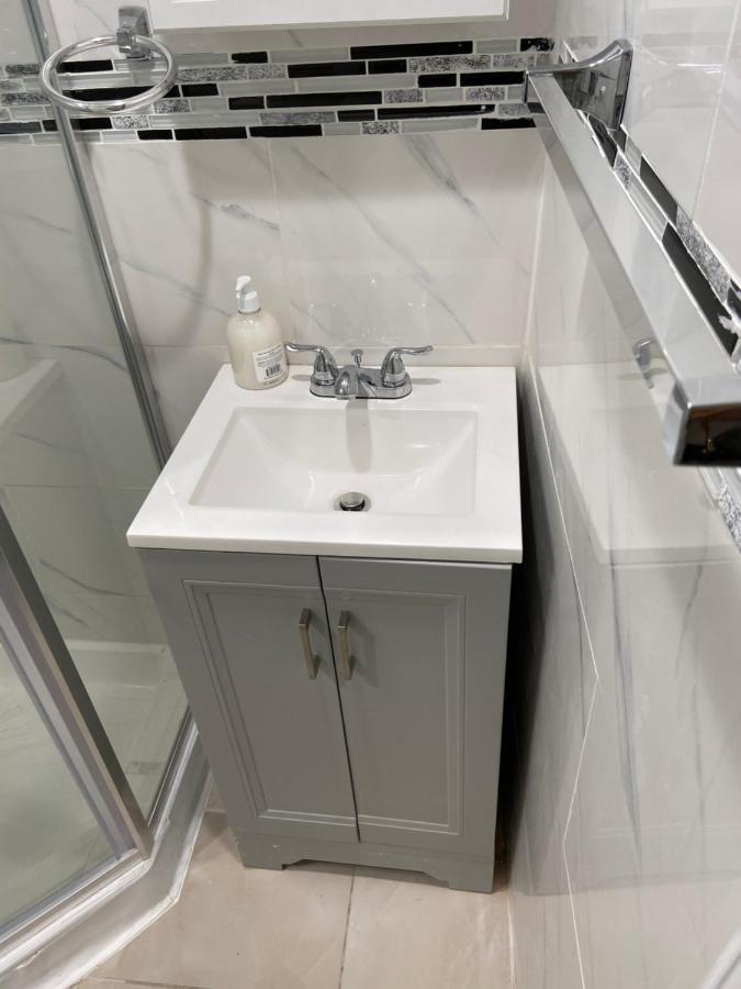 A Private In Queens * New York