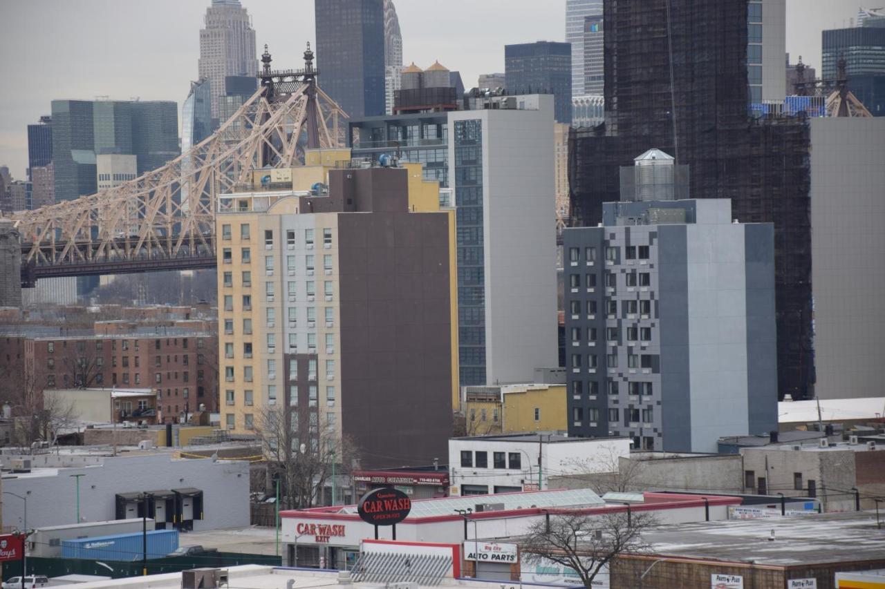 Astoria Delancy & 3*