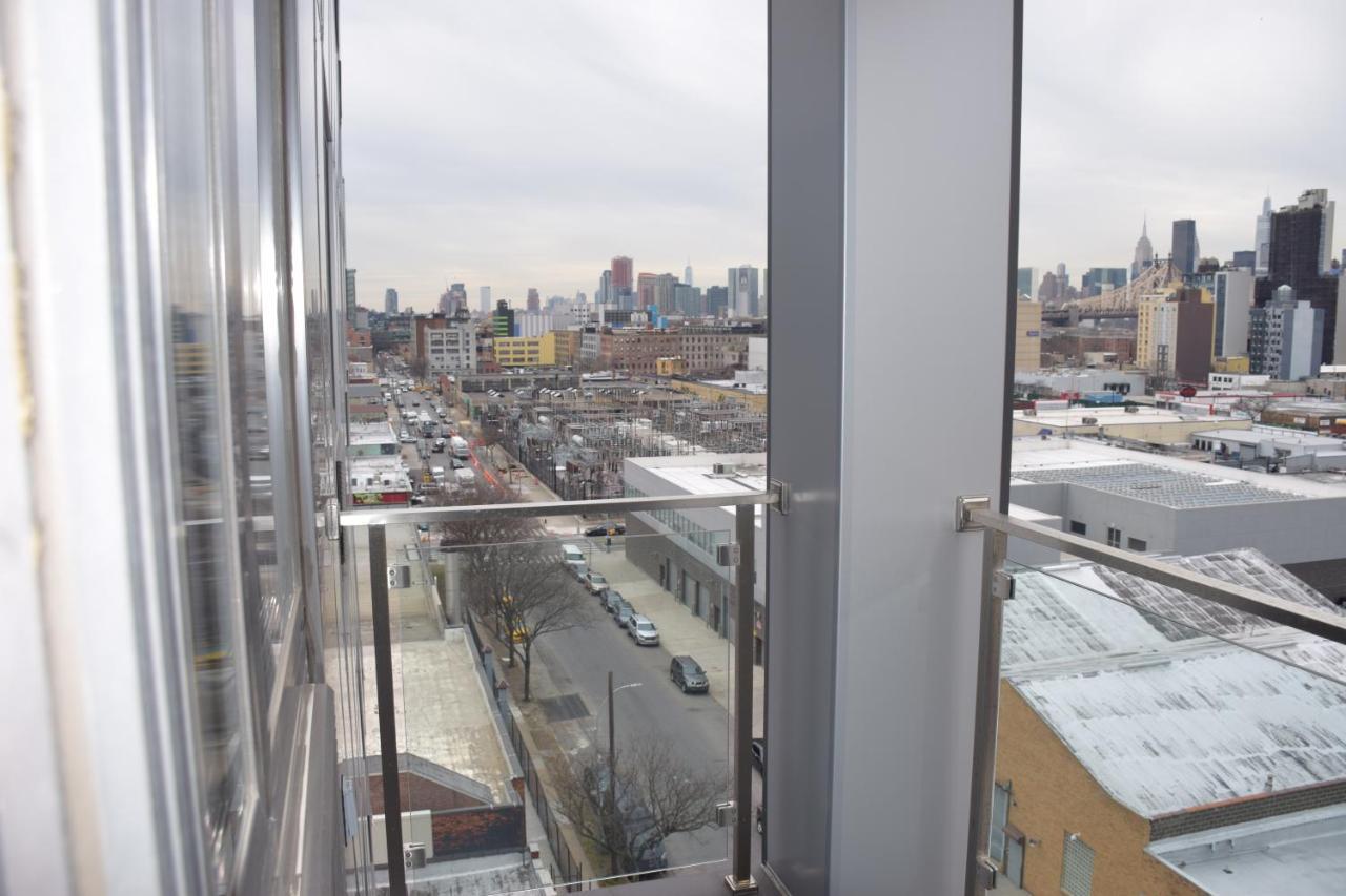 Astoria Delancy & Hotel