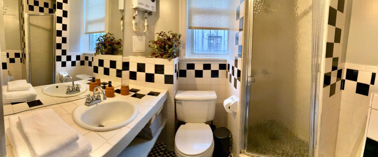 Hotel 1830's Historic Merchant House On The Park Les