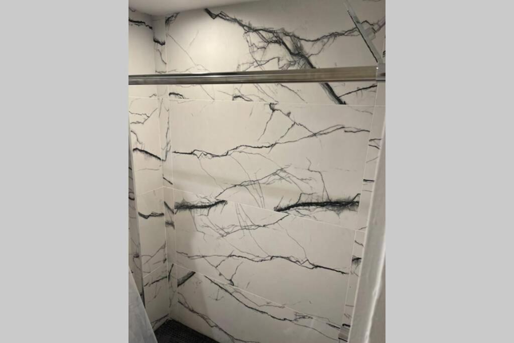 Private Gated House With Gym In Williamsburg Bk 10 Mins To Manhattan! Ferienhaus *