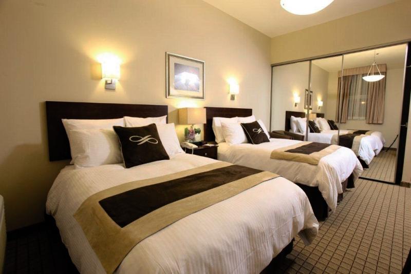 Pointe Plaza (adults Only) Hotel