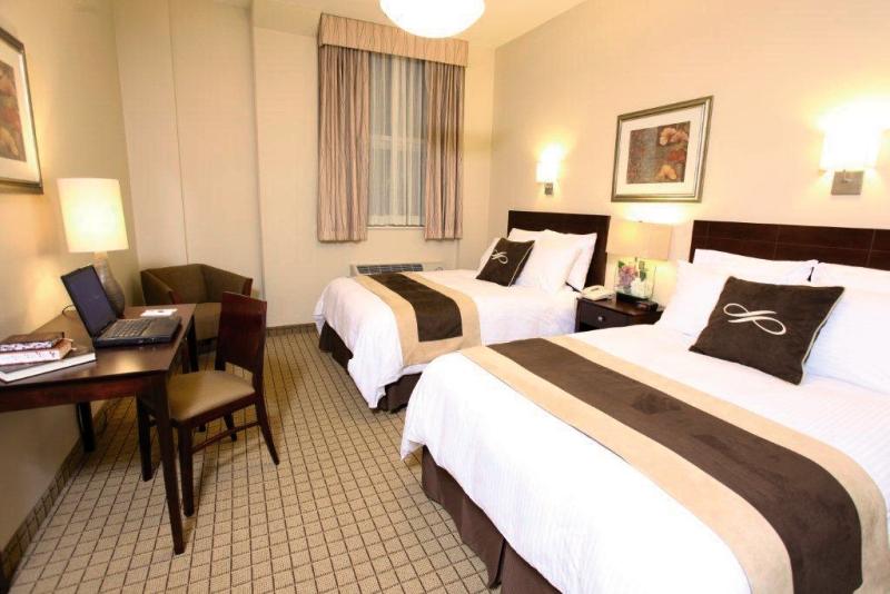 Pointe Plaza (adults Only) Hotel New York