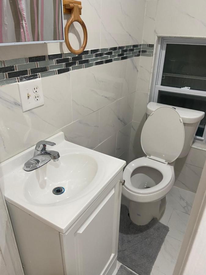 A In Queens Guest house New York