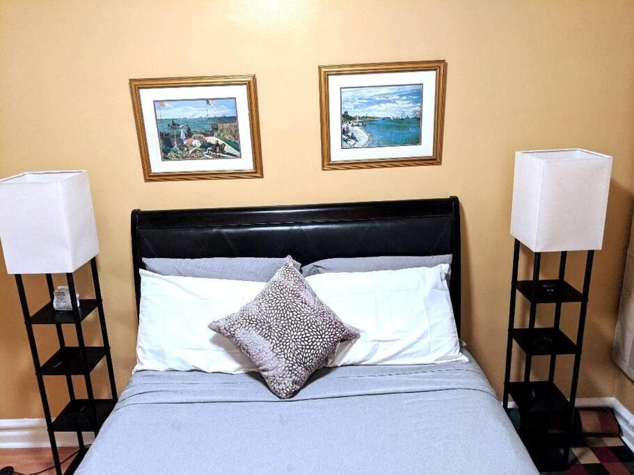 Apartment Discover your hidden Van Gogh!
