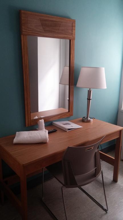 West Side Ymca Hostel *