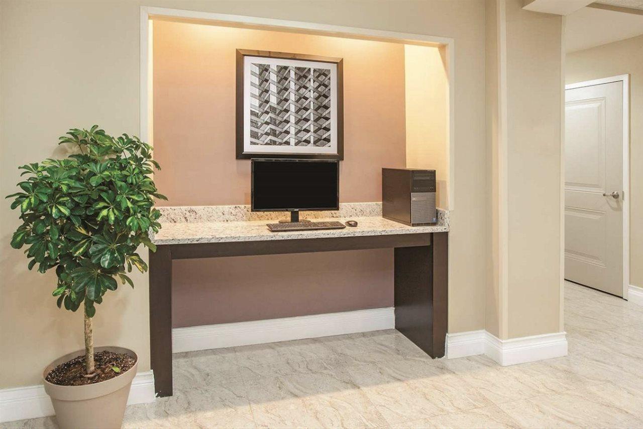 La Quinta & Far Rockaway - Hotel