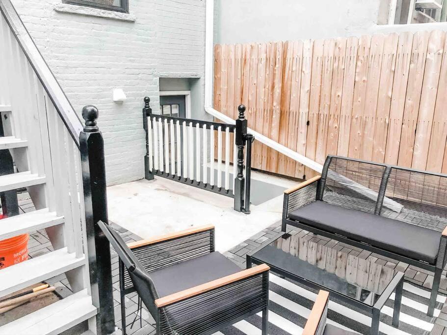 Luxury With Backyard + Close Transportation New York