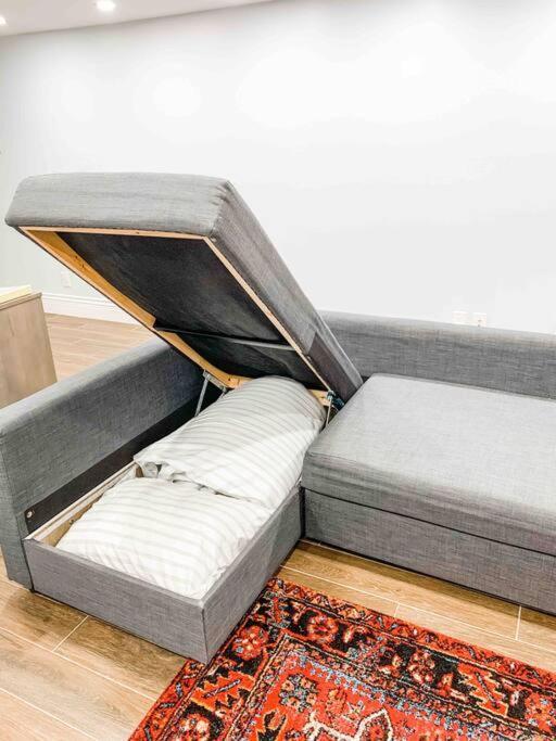 Luxury With Backyard + Close Transportation Apartment New York