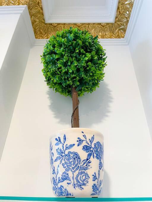 Luxurious Near Laguardia & Jfk Apartment